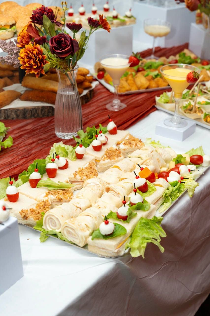 Mariage de Fatou & Bintou - Décoration florale et buffet raffiné